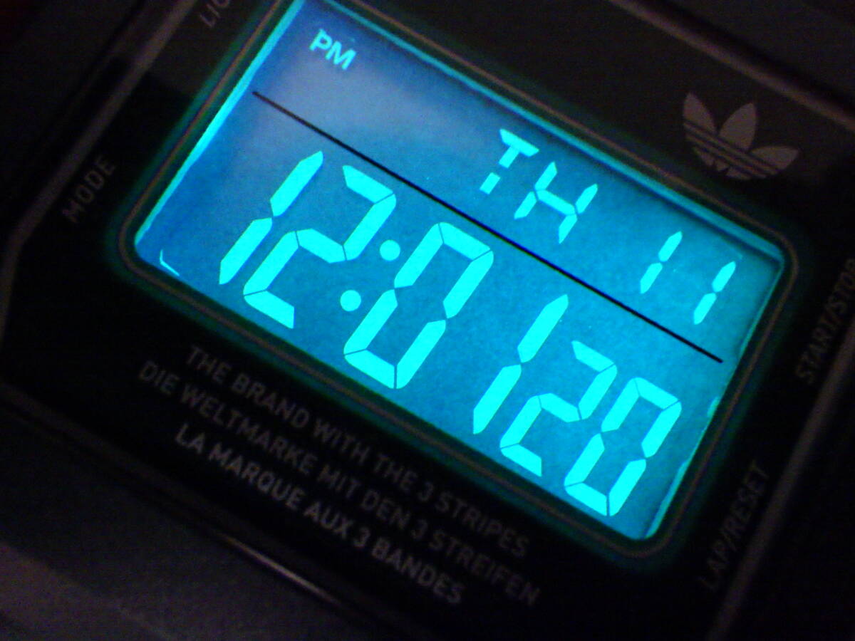 adidas アディダス デジタルウォッチ腕時計 IR2535 #556の画像1