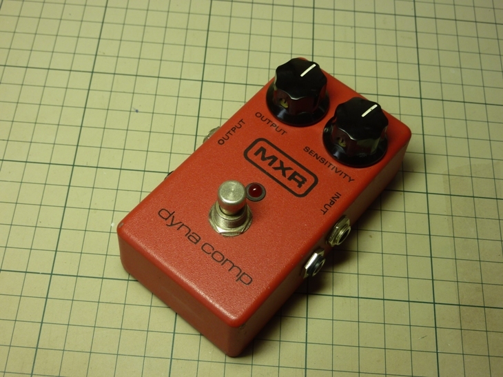 MXR ダイナコンプ 70年代メタル缶CA3080Sオペアンプに交換 1992年製 9Vジャック端子増設あり の画像2