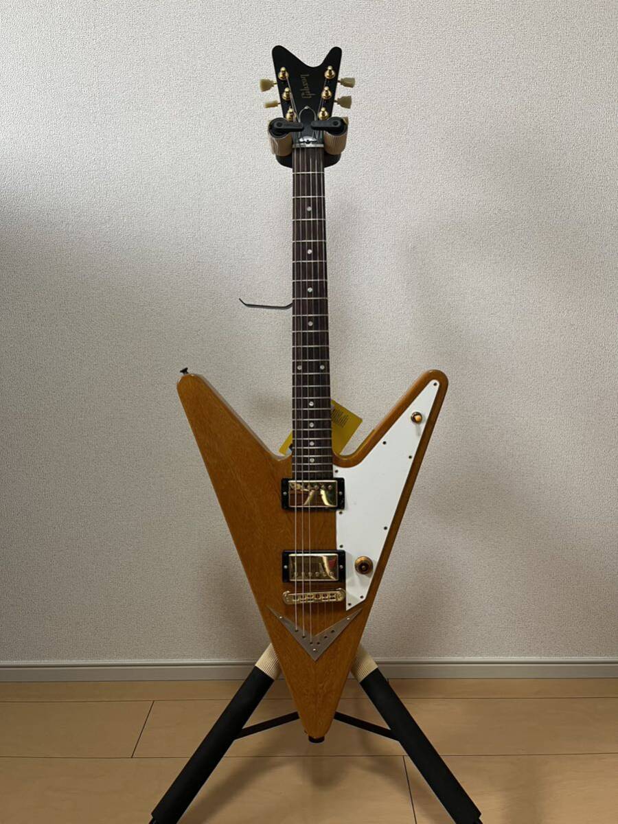 Gibson Reverse Flight V World Limited 400 Vivid Trans Amber Reverse Flying v Gibson