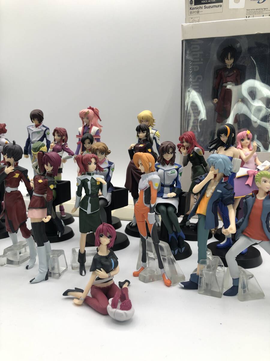  large amount set! selling out! Gundam SEED DESTINYsi-do heroine zVoice i doll luna Mali Akira kaga lilac kssin figure!