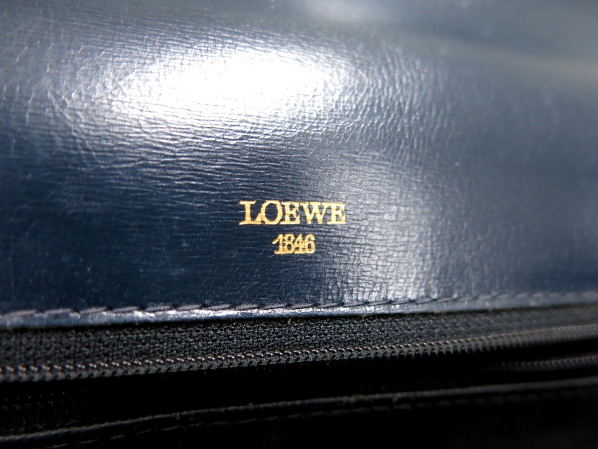 ●超美品●LOEWE ロエベ●アナグラム●ロゴ型押し●カーフ レザー 本革●ワンショルダー バッグ●ネイビー●ゴールド金具●肩掛け●Js45912の画像8