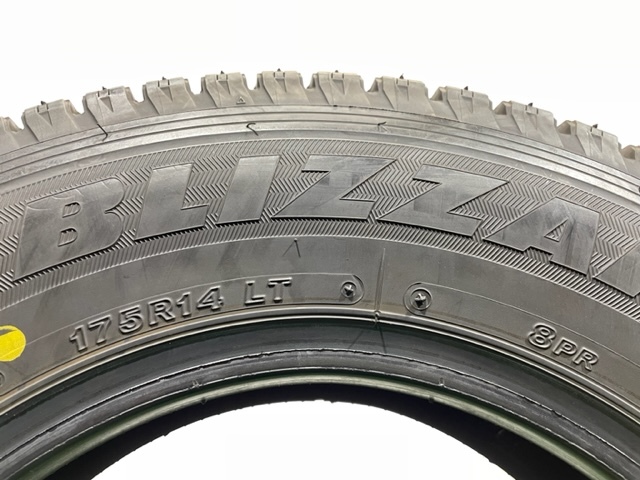 ☆送料込み☆ 175R14 LT 8PR ブリヂストン BLIZZAK VL1 スタッドレス 4本 175/80/14 タイヤ_画像3