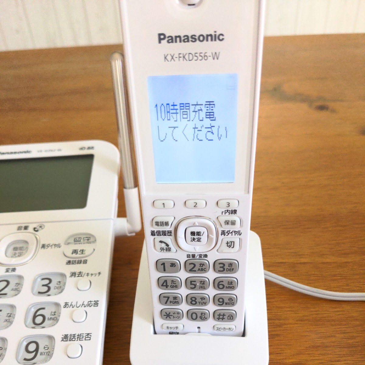 【未使用品】Panasonic 電話機 子機 コードレス子機　 VE-GZ62-W 　FX-FKD556-W 欠品あり