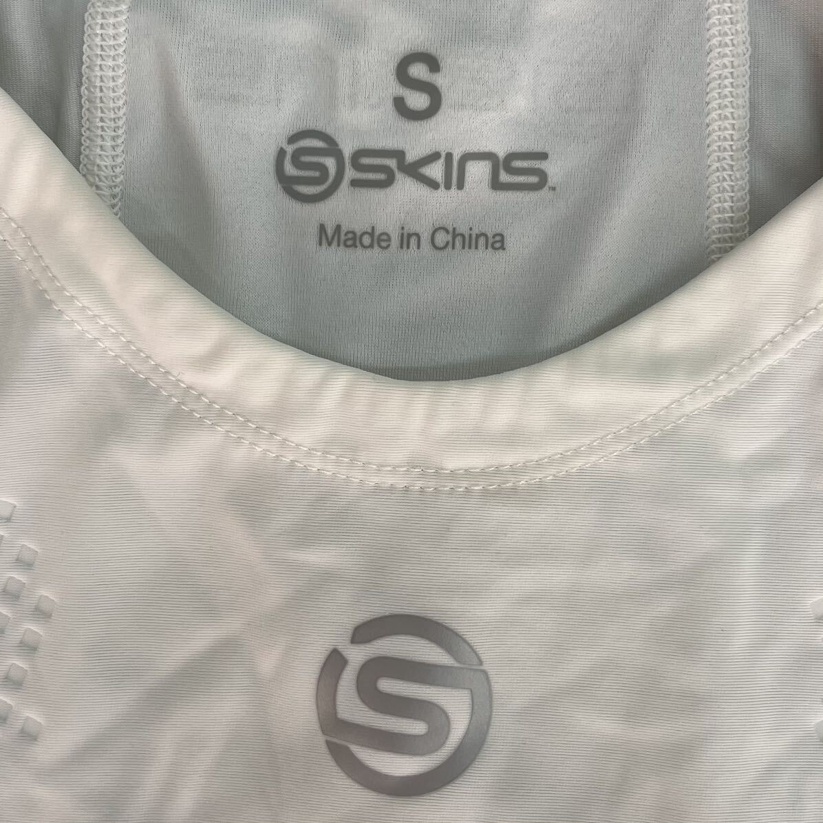 skins スキンズ A200 ショートスリーブ コンプレッション メンズ サイズSの画像3