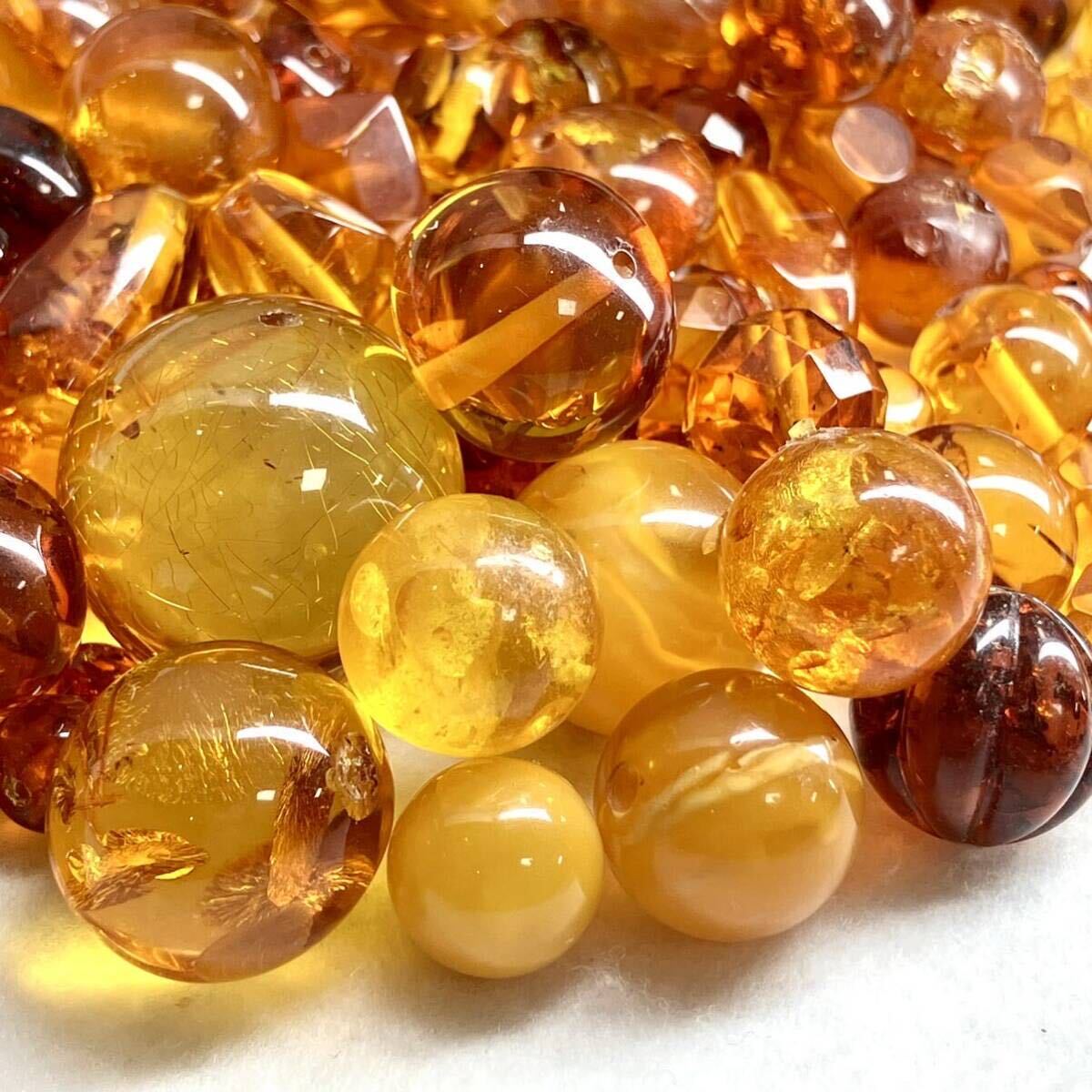 大量!!［琥珀アクセサリーパーツおまとめ］a 重量約156.0g 約4.0~MAX24.0mmコハク ロイヤル アンバー amber necklace jewelry parts CE0の画像1