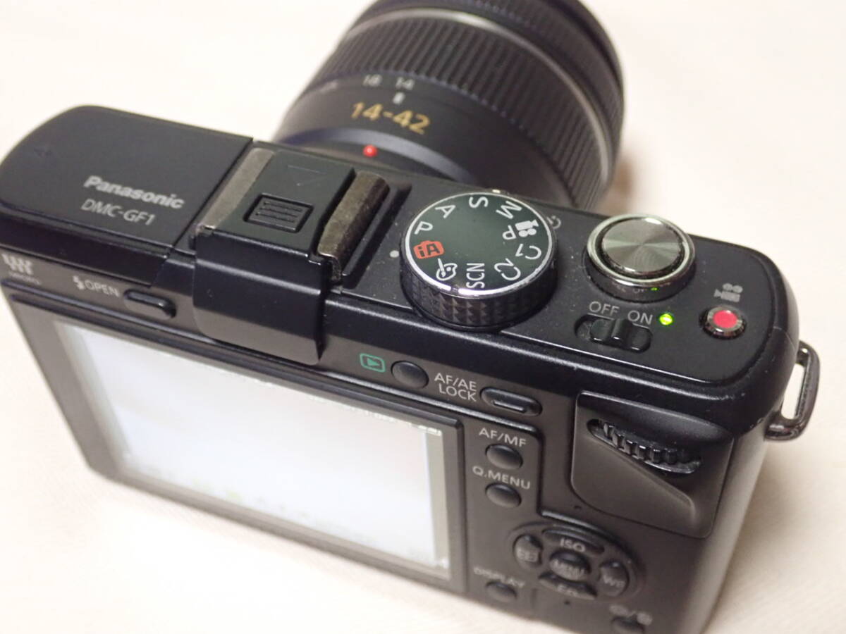 Panasonic パナソニック LUMIX ミラーレス一眼カメラ GF1 + 14-42mm レンズ エスプリブラック DMC-GF1の画像5
