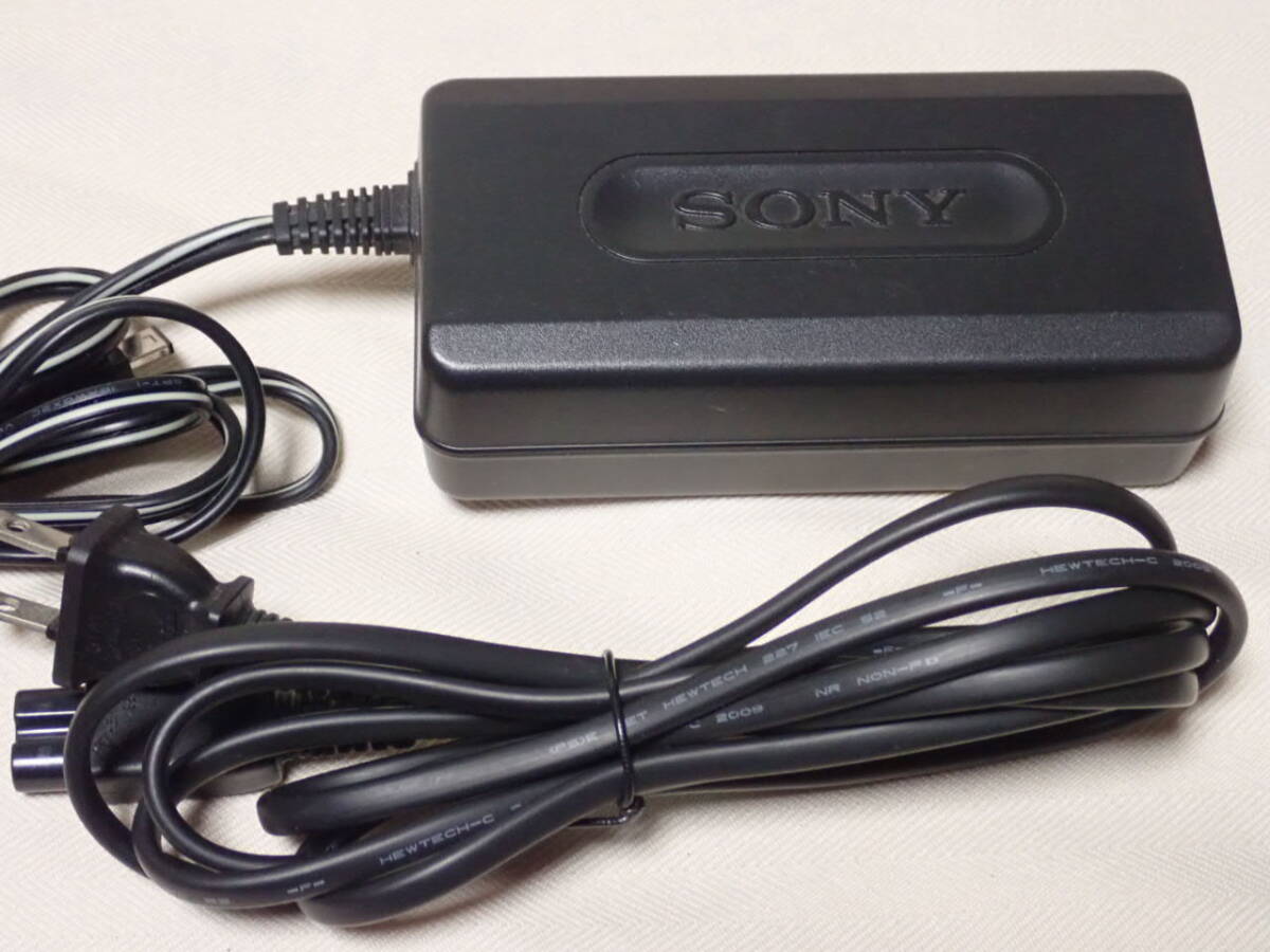 SONY ソニー デジタルカメラ ビデオカメラ用 ACアダプタ AC-L10A -571の画像1