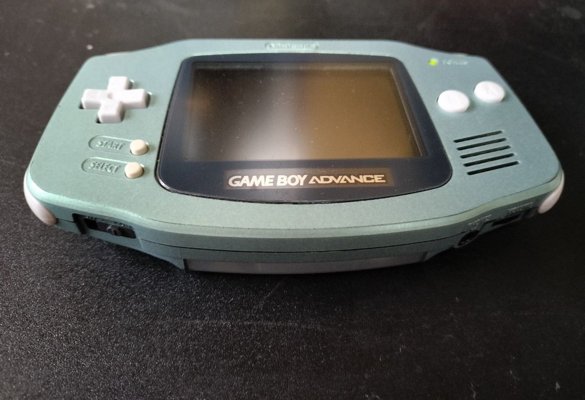 ゲームボーイ　アドバンス　本体　セレビィグリーン　ニンテンドー　希少　レア　GBA