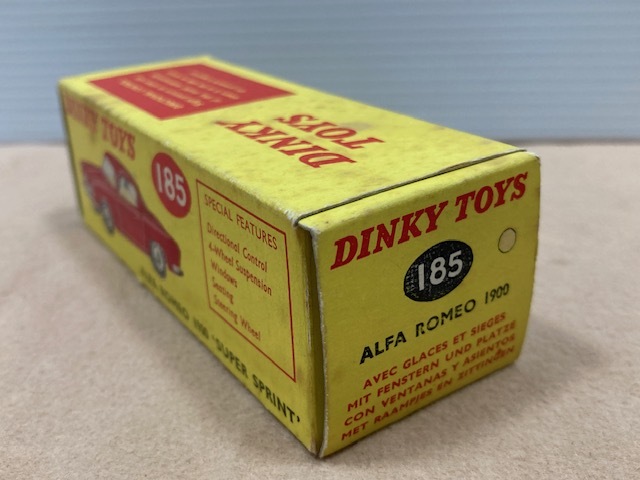 1041* 当時物 DINKY TOYS ディンキートイズ 185 アルファロメオ 1900 SUPER SPRINT メカノ製 ミニカー おもちゃ 一部改造品 ケース 現状品の画像9