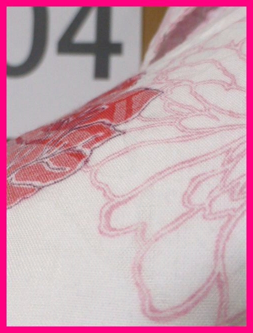 送料無料★花柄プリント長袖シャツM ピンク系花柄はメンズではなかなか希少♪ 白ドットボタンが素敵 薄手素材 夏冷房対策の羽織でも の画像7