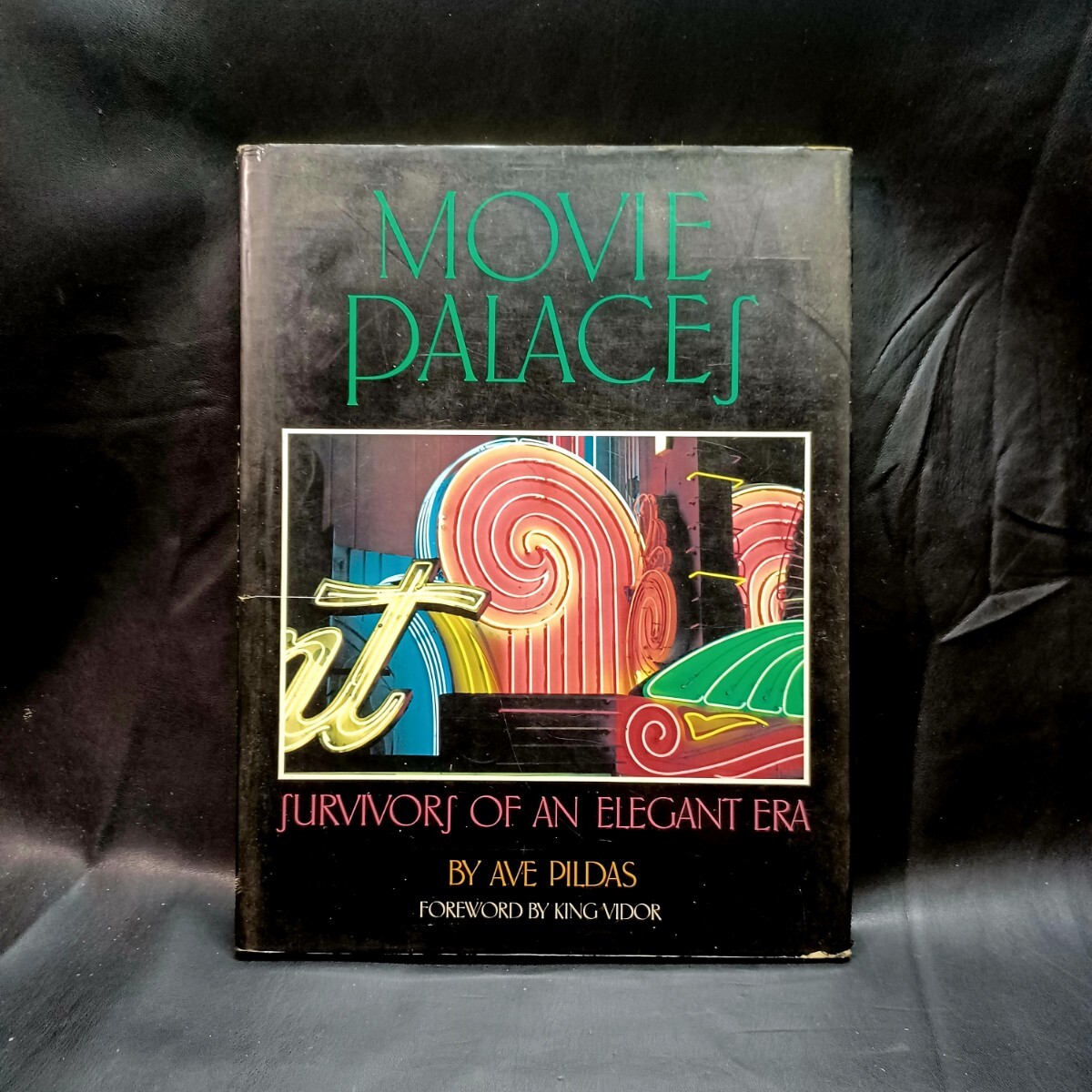 図録】洋書☆アメリカン Movie Palaces ムービー・パレス Survivors of elegant ear☆映画館 アート ネオン ガラス - その他 図録】洋書☆アメリカン Movie Palaces ムービー・パレス Survivors of elegant ear☆映画館 アート ネオン ガラス - その他