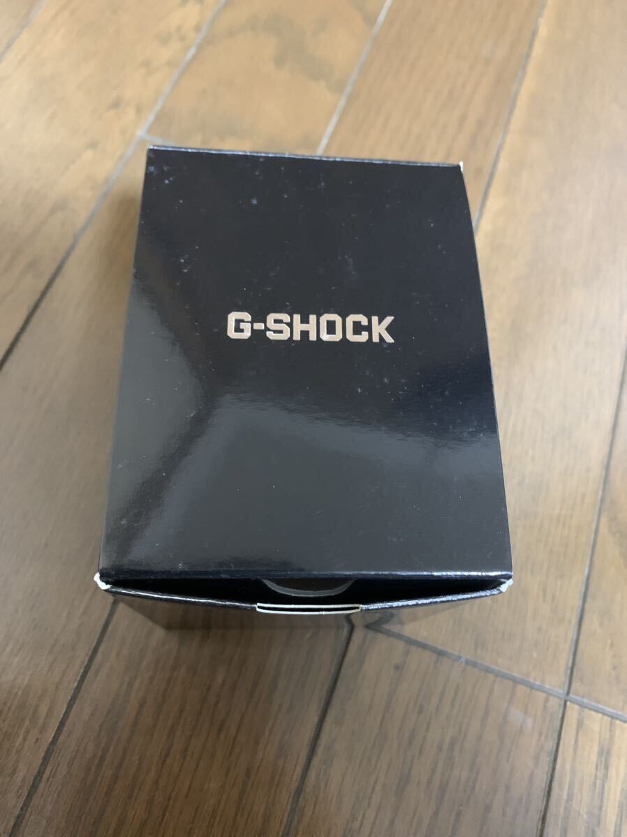 新品・未使用品　G-SHOCK GM-110RB-2AJF マルチカラー レインボー Gショック 腕時計 CASIO カシオ　正規品_画像7