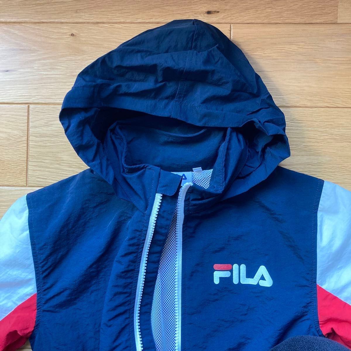 【新品タグ付き】FILA ウインドブレーカー 120cm    ナイロンジャケット