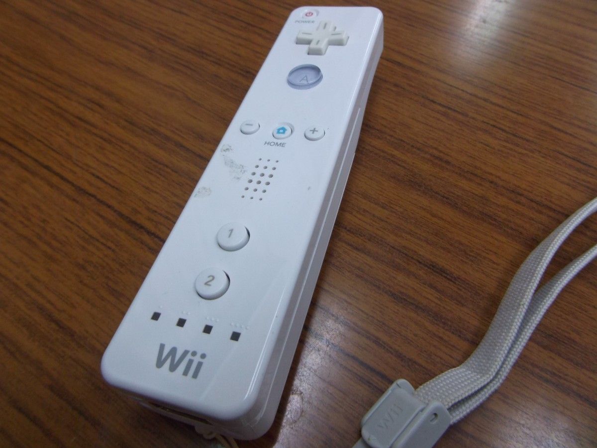 Nintendo Wii リモコン   ジャンク