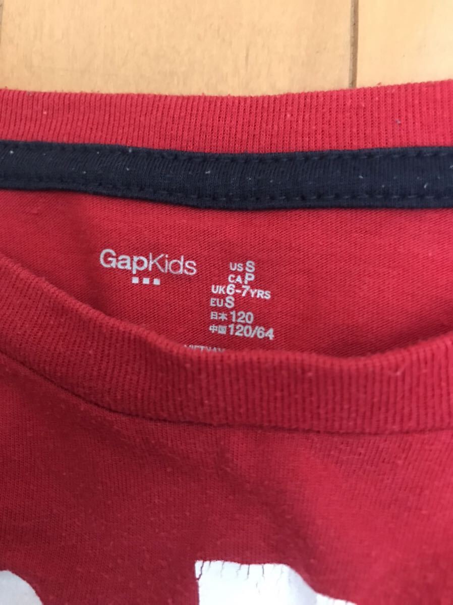 【送料無料】キッズ　ロングTシャツ GAP サイズ120 中古　ギャップ　赤　レッド_画像2