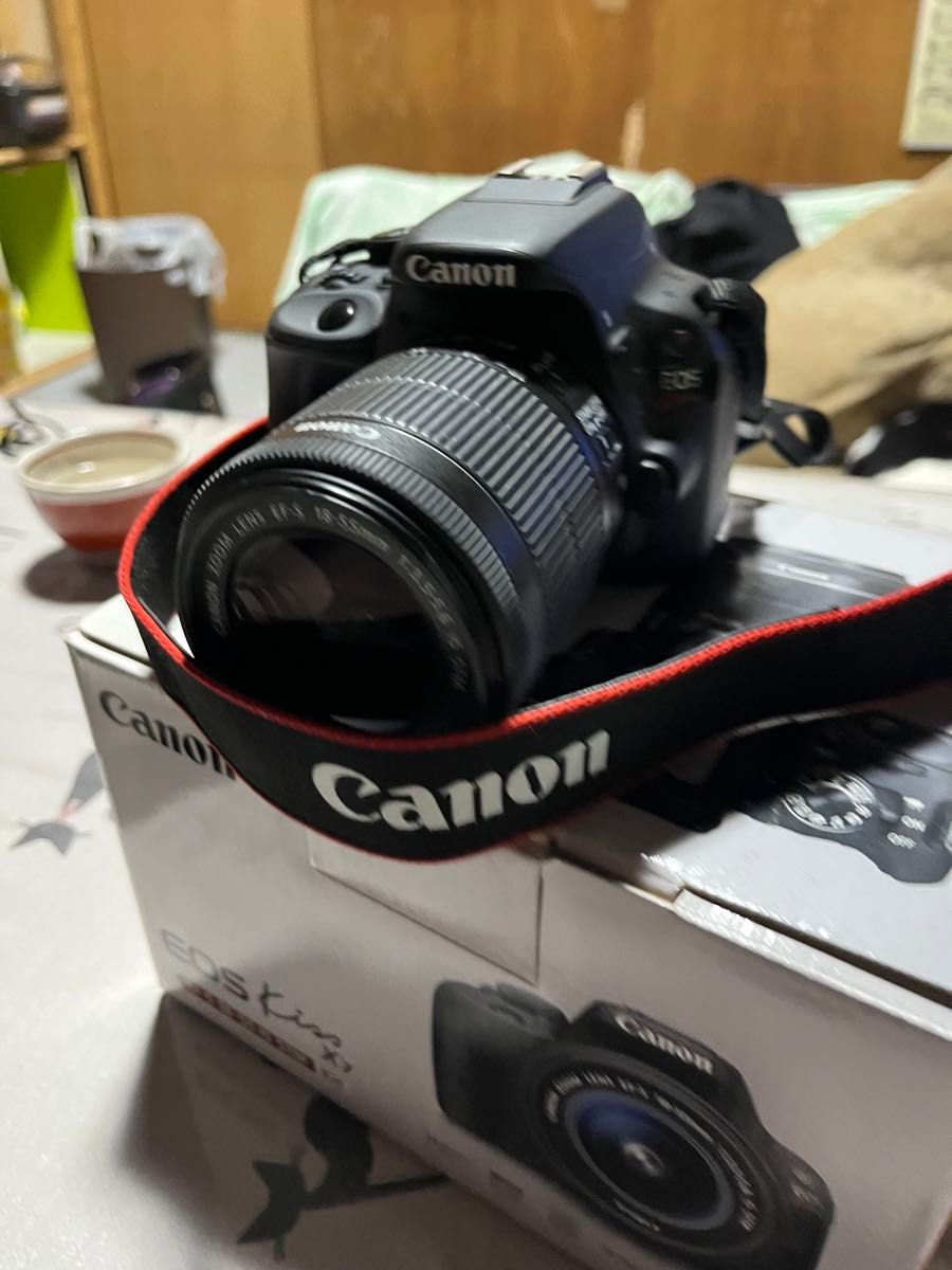 【美品】キャノン Canon EOS Kiss X7 レンズキット コンパクト一眼レフカメラとCanon専用ズームレンズセット。