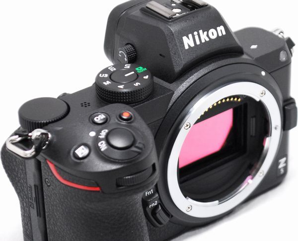 【新品同様の超美品 307ショット】Nikon ニコン Z5の画像6