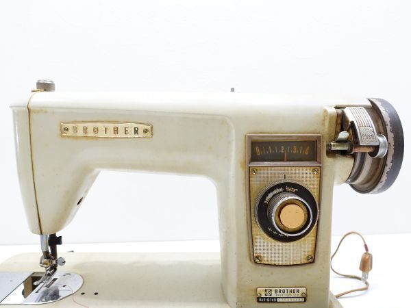 BROTHER　SEWING MACHINE　　HA2-B149　　ブラザー ミシン 手芸 ハンドクラフト 輸出 鉄　　※現状_画像2