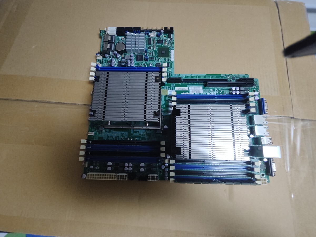 SUPERMICRO X9DRW Xeon E5-2640×2 16GB×1 マザーボード CPUの画像1
