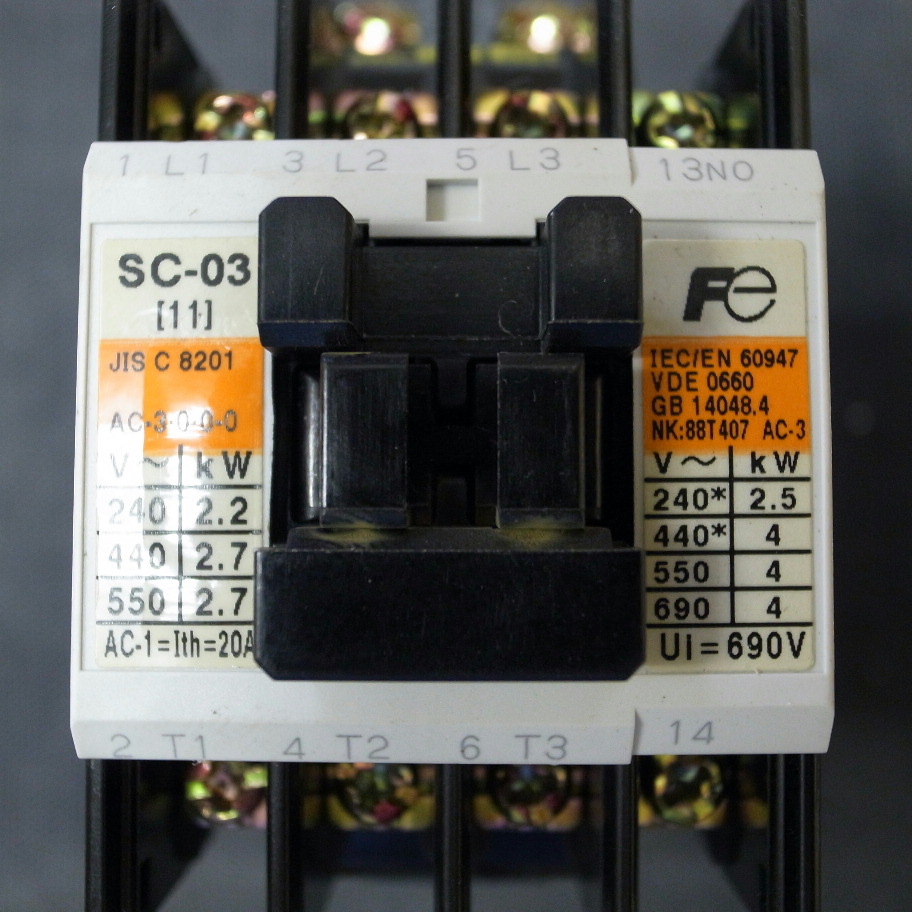 富士電機 電磁接触器 SC-03 AC200V 1a 中古品_補助接点:1a