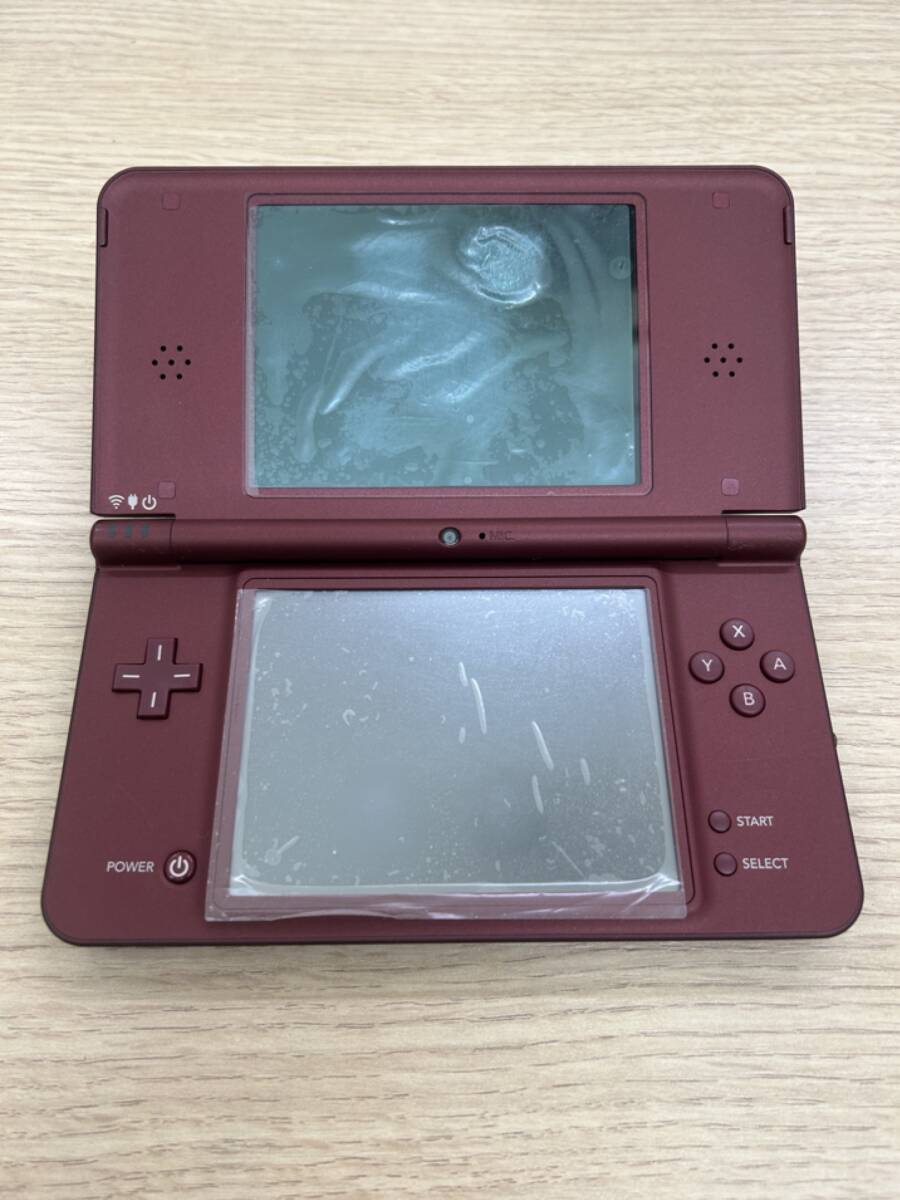 ☆A3551 NINTENDO DS i LL UTL-001 本体 任天堂 中古 現状品 動作未確認ジャンク カセット ソフト 現状保管品☆の画像5