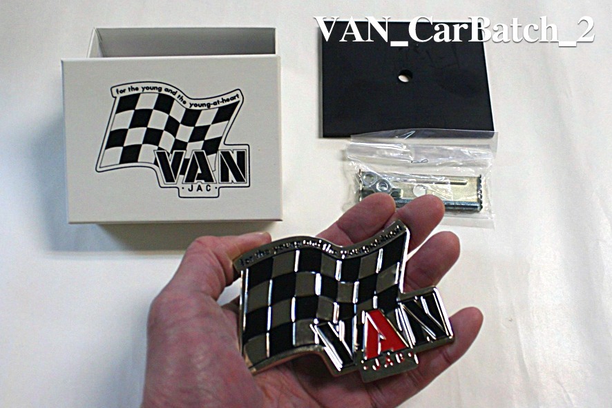 VAN VANJACKET ヴァンヂャケット チェッカーフラッグ カーバッジ グリルバッジ 真鍮_画像2