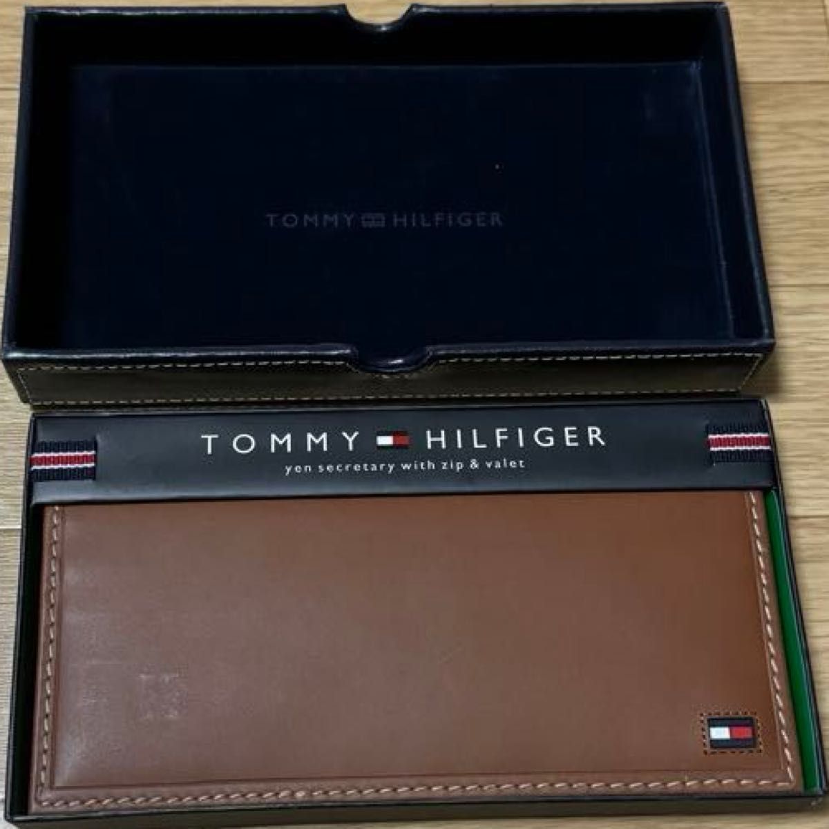 トミーヒルフィガー　　長財布 二つ折（タン） HIGHLAND    31TL19X013 TOMMY    NO.4