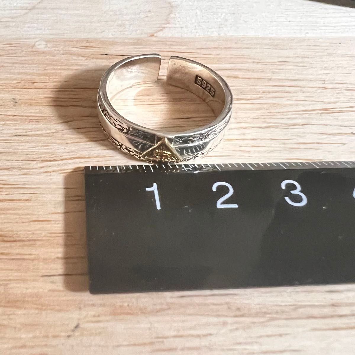シルバーリング 925 銀 ピラミッドアイ バイカラー ボヘミアン 護符 指輪②