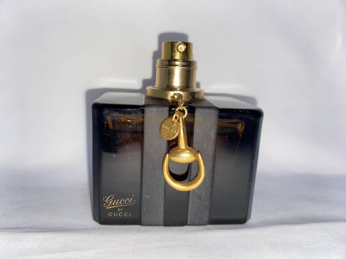 グッチ　ＧＵＣＣＩ　グッチ　バイ　グッチ　オードパルファム　ナチュラルスプレー　５０ｍｌ_画像1