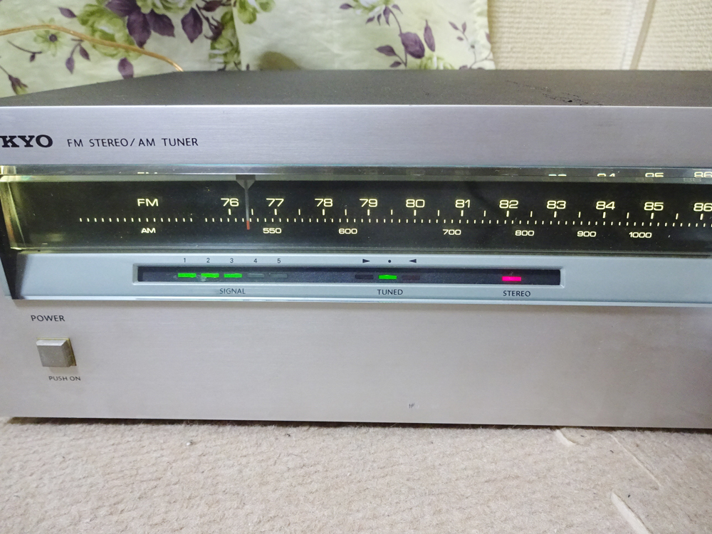 ONKYO／オンキョー　FM・AMチューナー T-7700 動作品 わりと感度いいです　_画像2