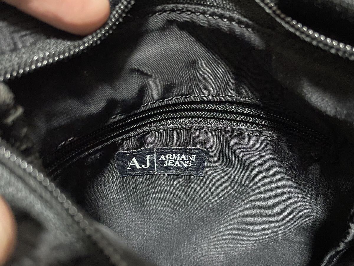  beautiful goods ARMANI JEANS AJ Armani Jeans total pattern Eagle shoulder bag Mini shoulder bag Mini sakoshu smartphone inserting case BLK