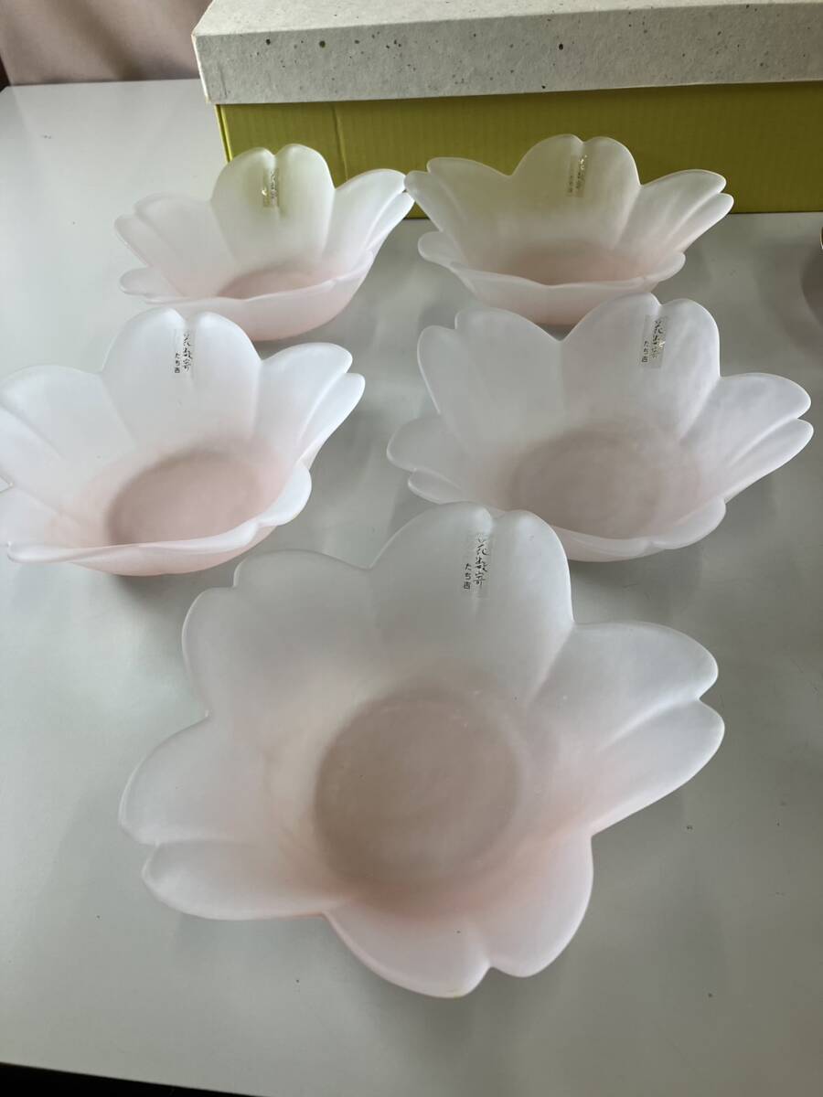 たち吉 花数寄 花雲 デザート小鉢 さくら デザートセット（スプーン付き）キッチン用品 淡いピンク色の画像2