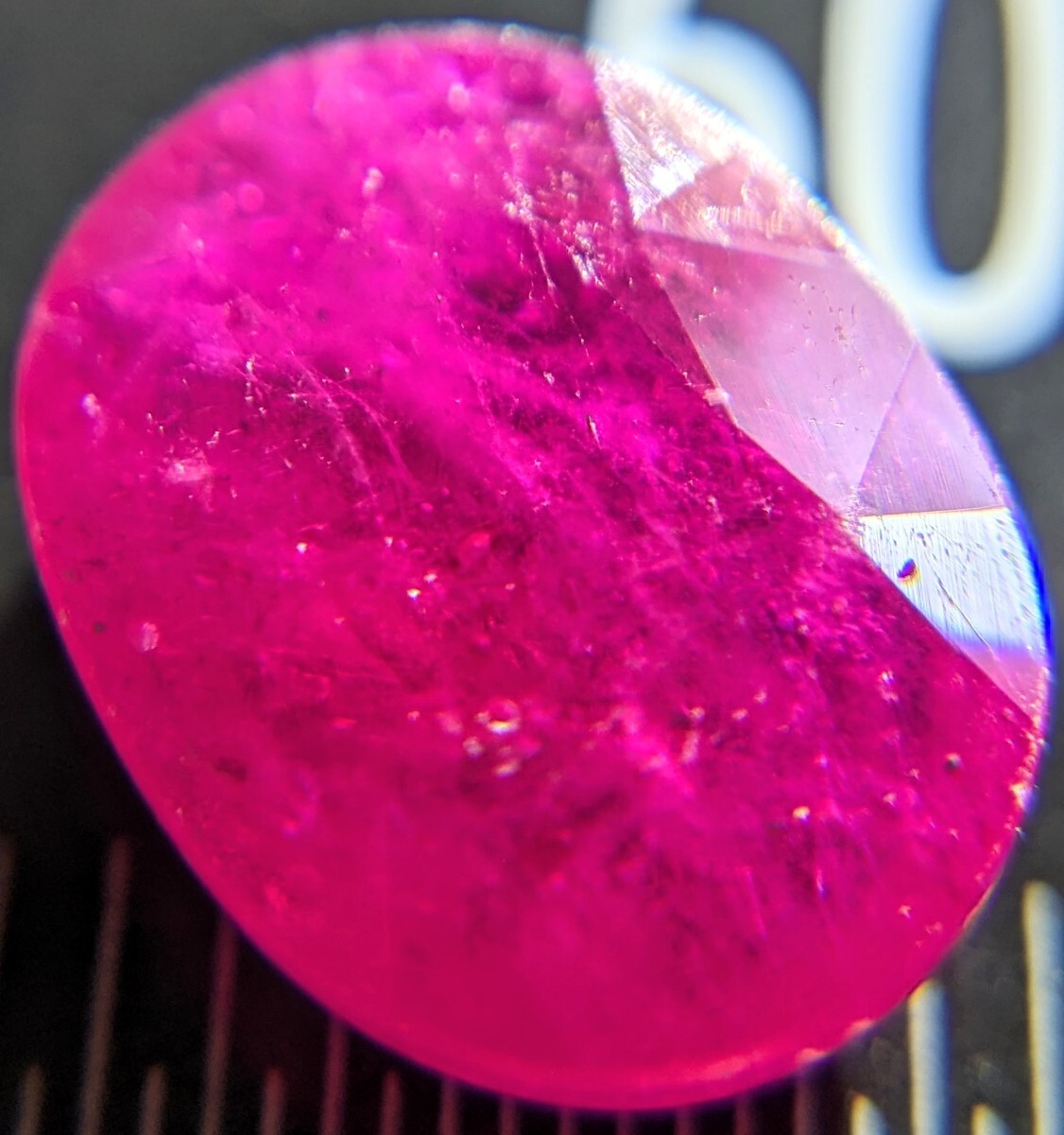 天然ルビー 2.88ct 天然石 ルース jewelry RUBY 希少宝石 裸石 パワーストーン お守り 宝石 鋼玉 誕生石 売り切り 卸 ブラッドレッドカラーの画像3