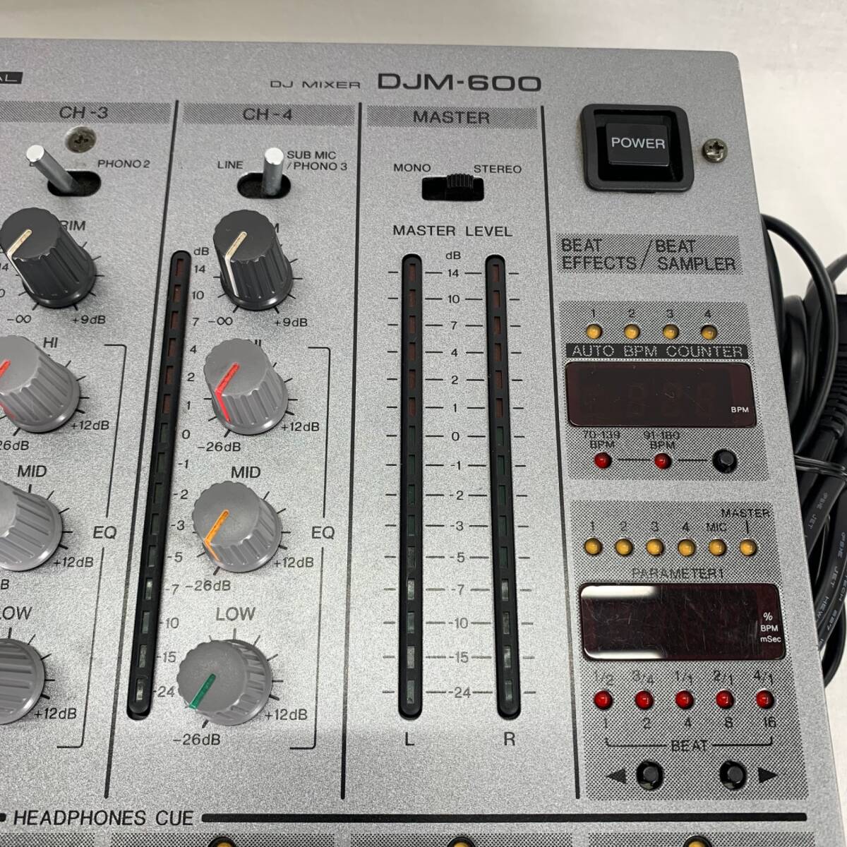 0 б/у товар 0Pioneer Pioneer Professional DJ миксер DJM-600