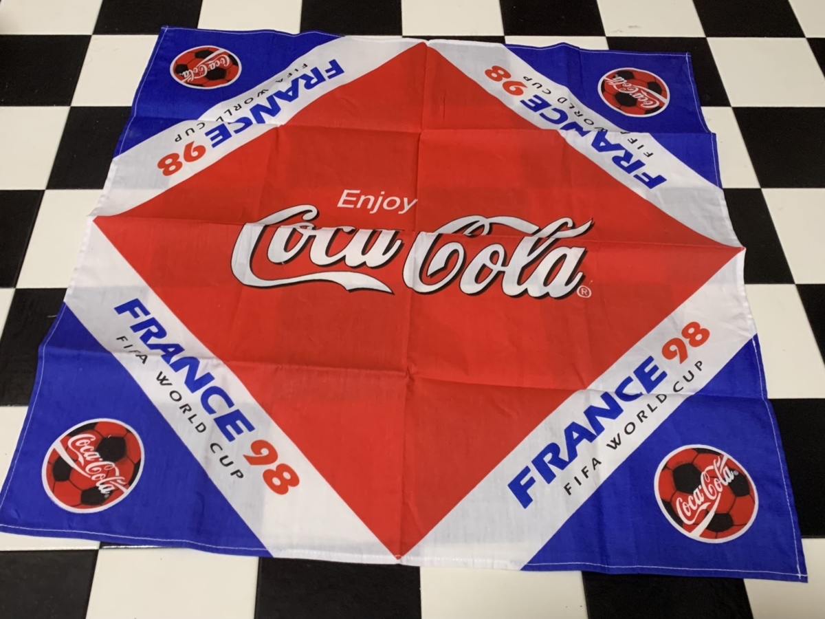 フランス1998FIFAW杯★サッカー★非売品★Enjoy Coca Colaコラボバンダナ★_画像1