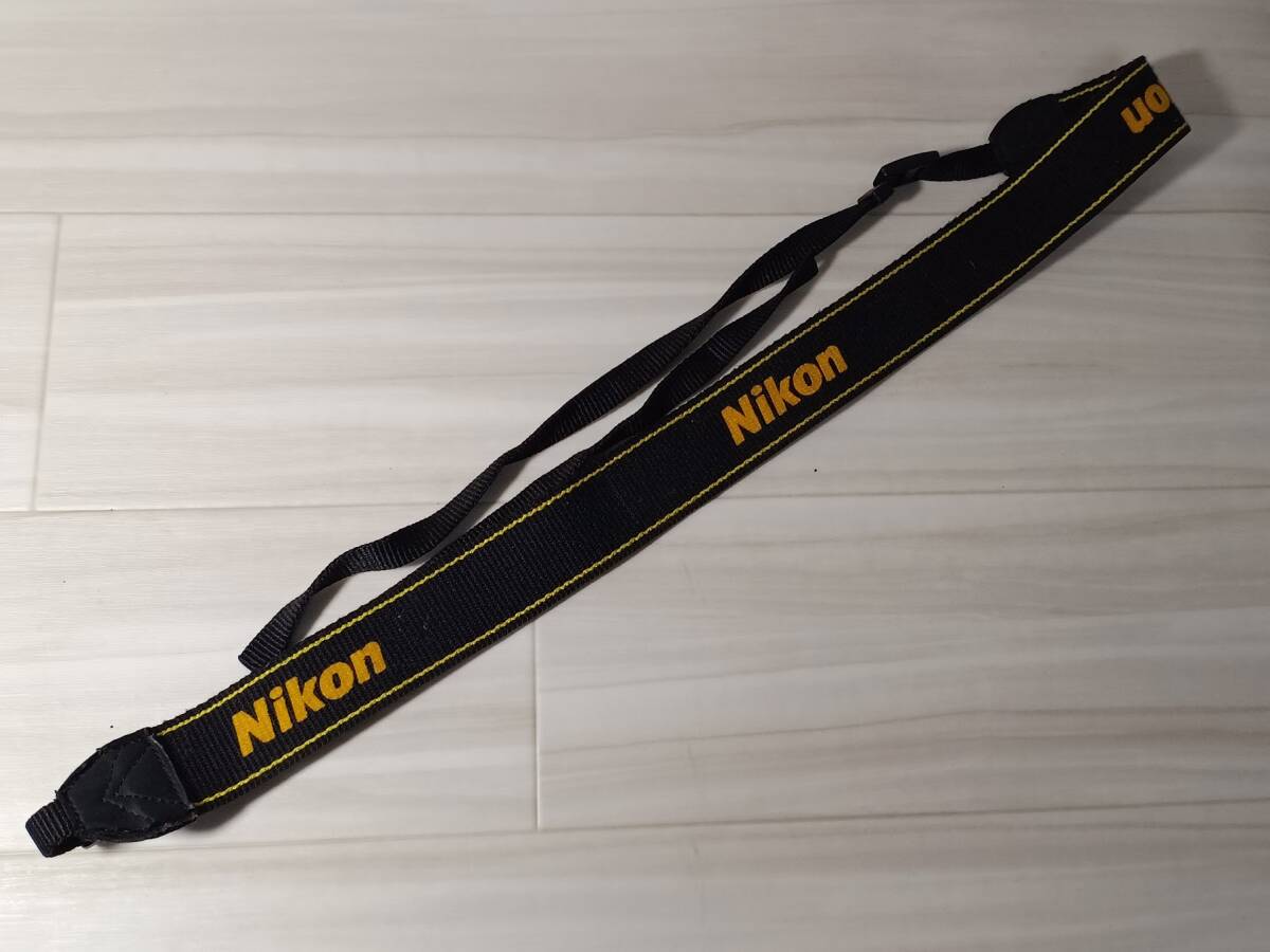 Nikon 純正品　ニコン 黒ⅹ黄　ストラップ 3.5cm幅　レンズカバー　LC -52 52mm　スプリング式　カメラ　光学機器　ミラーレス　一眼レフ_画像7