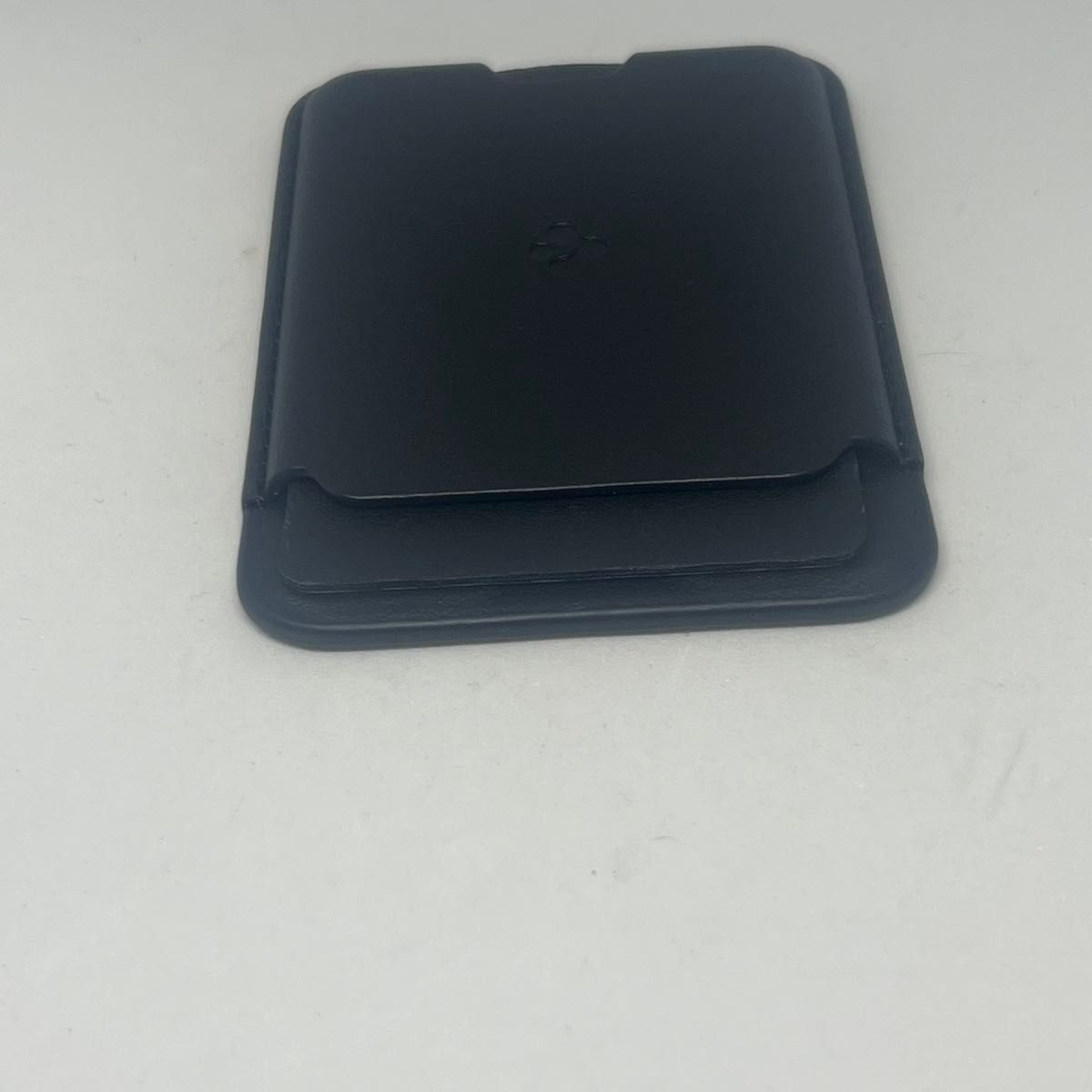 MagSafe対応 カードケース マグネット内蔵 高級レザー 磁気シールド