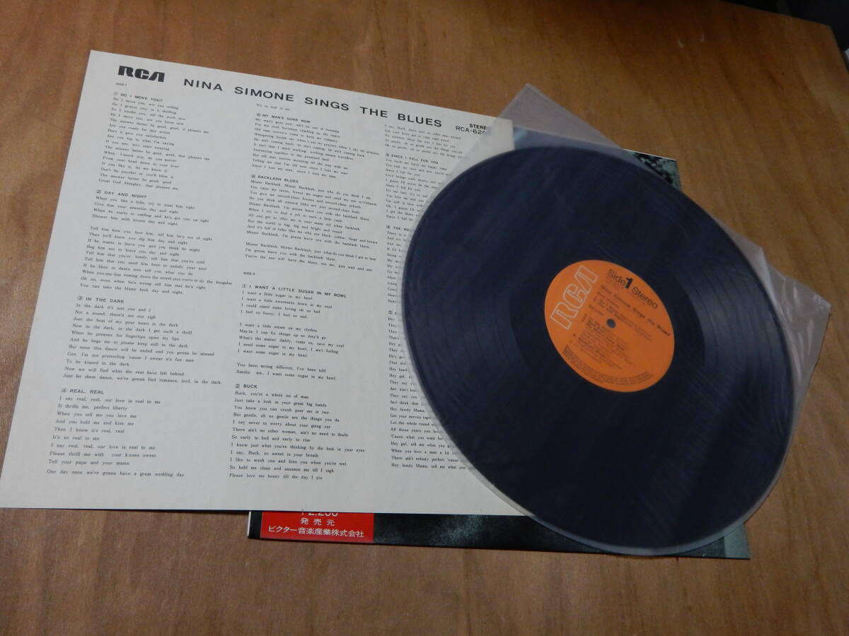 送料込（沖縄以外）　NINA SIMONE SINGS THE BLUES ニーナ・シモン　シングズ・ザ・ブルース　ＬＰ_画像3