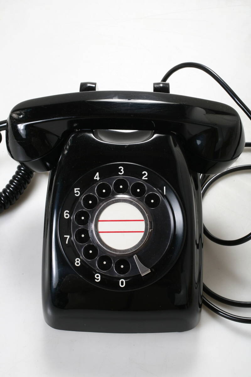 黒電話 600-A2 ダイヤル式 日本電信電話公社 昭和 レトロ アンティーク 美品級の画像2
