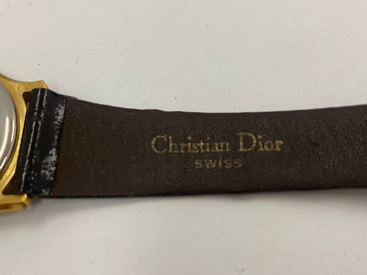 Christian Dior クリスチャンディオール デイト 純正革ベルト メンズ クォーツ腕時計 3004 ジャンク の画像8