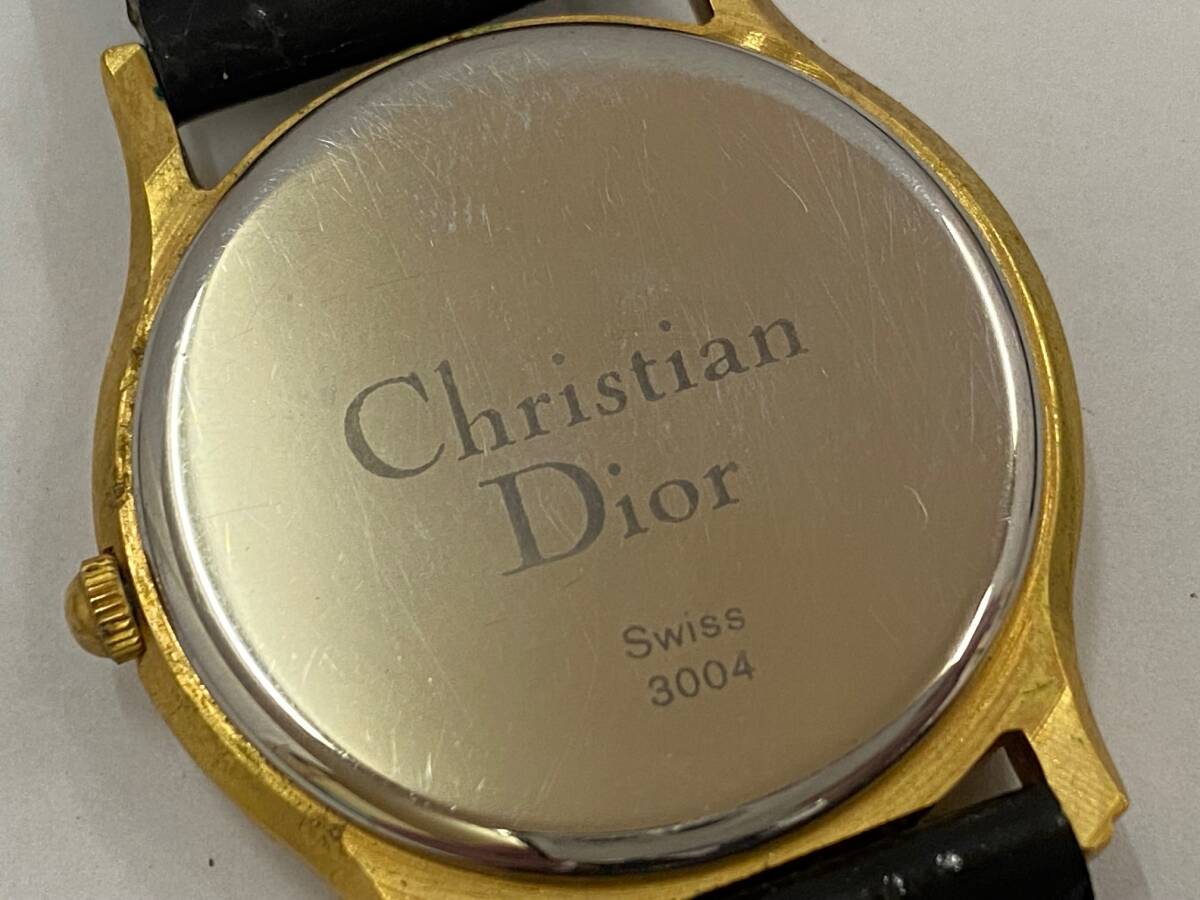 Christian Dior クリスチャンディオール デイト 純正革ベルト メンズ クォーツ腕時計 3004 ジャンク _画像10