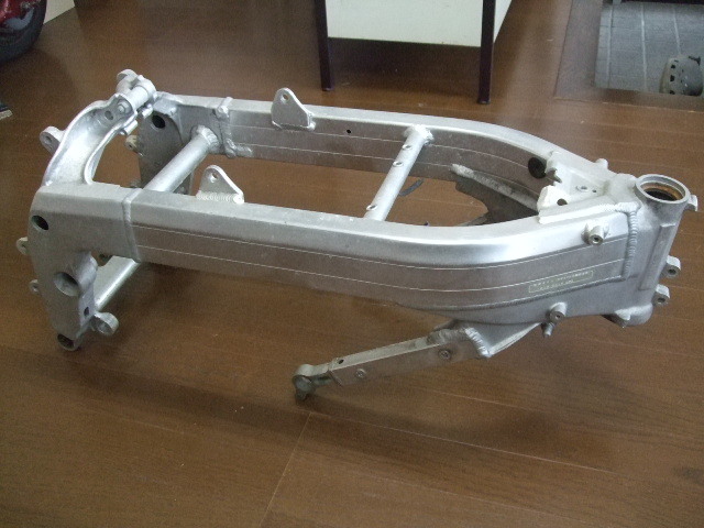 ホンダＮＳＲ250ＭＣ18書類付フレームの画像1