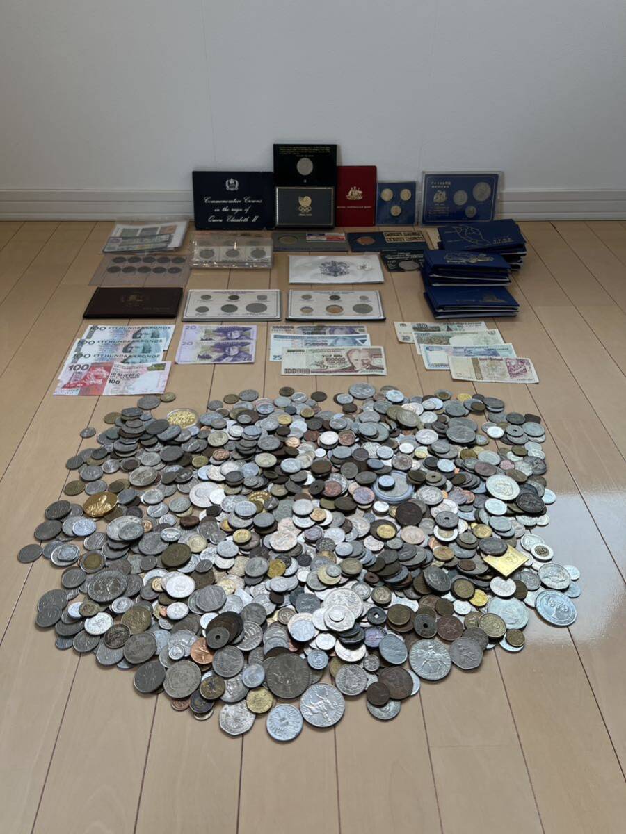 外国コイン硬貨、紙幣、重量6.5キロの画像1
