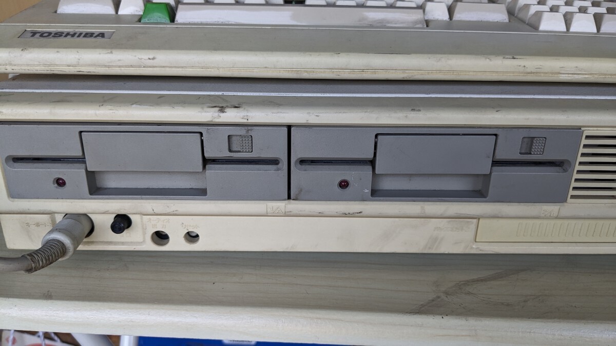 ラスト！東芝パソピア700 PA7015D-E キーボード 欠けあり ジャンク品の画像4