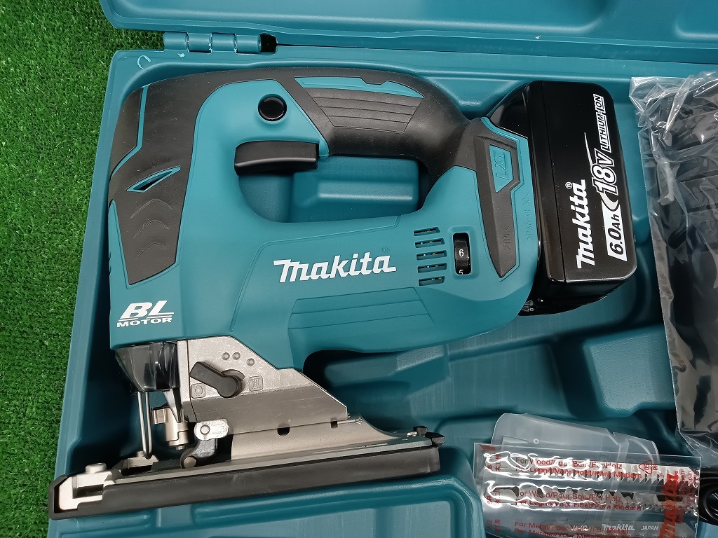 未使用品 makita マキタ 18V 6.0Ah 充電式 ジグソー JV182DRG バッテリー1個 充電器付_画像2