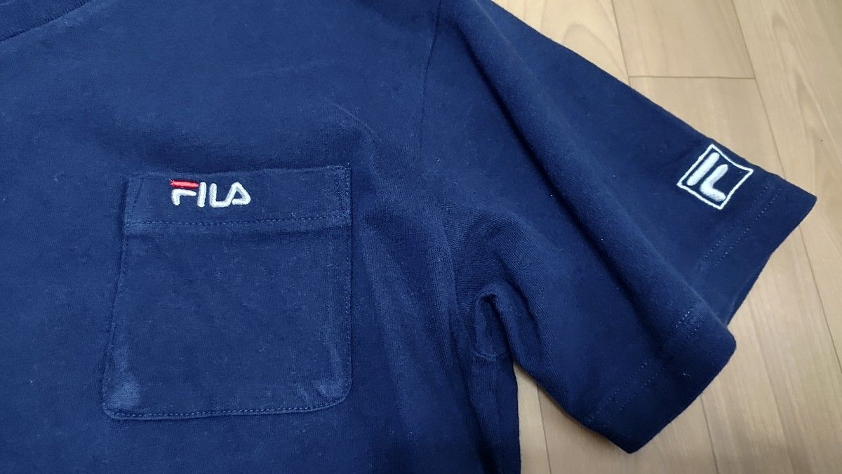 【FILA(フィラ) イタリアブランド  高級感のある大人ネイビー！】メンズL ネイビー カットソー T シャツ 半袖