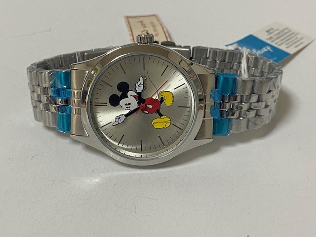 ディズニー Disney ミッキーマウス Mickey Mouse デザイン シルバー 腕時計 展示未使用品 _画像5