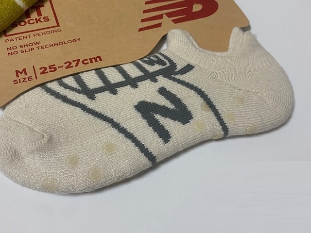 ニューバランス New Balance 靴下 23-25㎝ 2種 WARM仕様 （裏起毛）展示未使用品　②_画像3
