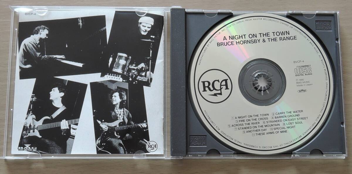 CD* BRUCE HORNSBY & THE RANGE * A NIGHT ON THE TOWN * блюз * звуковой сигнал z Be & The * дождь ji*