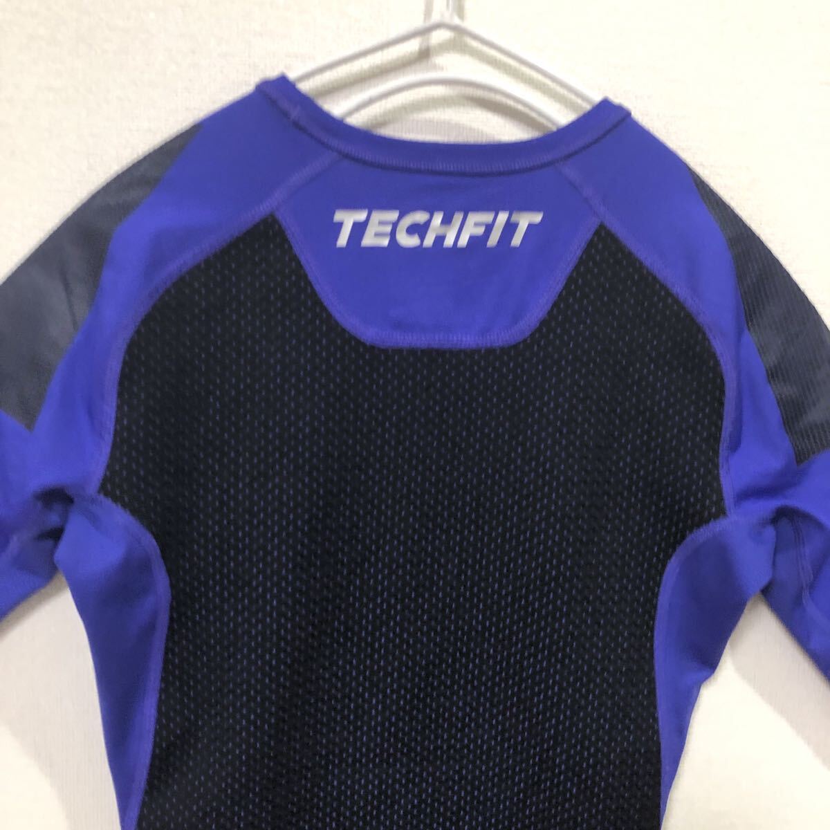 ★アディダスadidas TECHFIT コンプレッション インナー 半袖 Mサイズ ブルー系 スポーツウェア_画像7